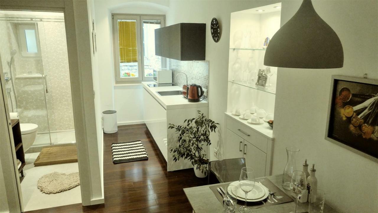 ספליט Studio Apartment Offside מראה חיצוני תמונה